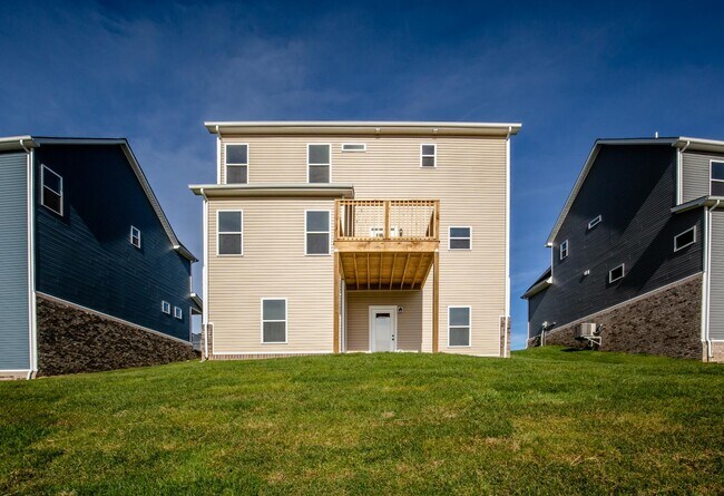 Building Photo - 766 Copley Pointe Dr