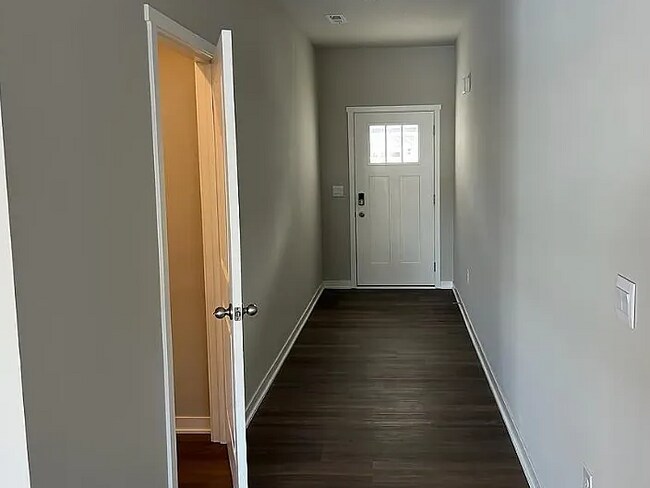 Building Photo - 4725 170th Pl