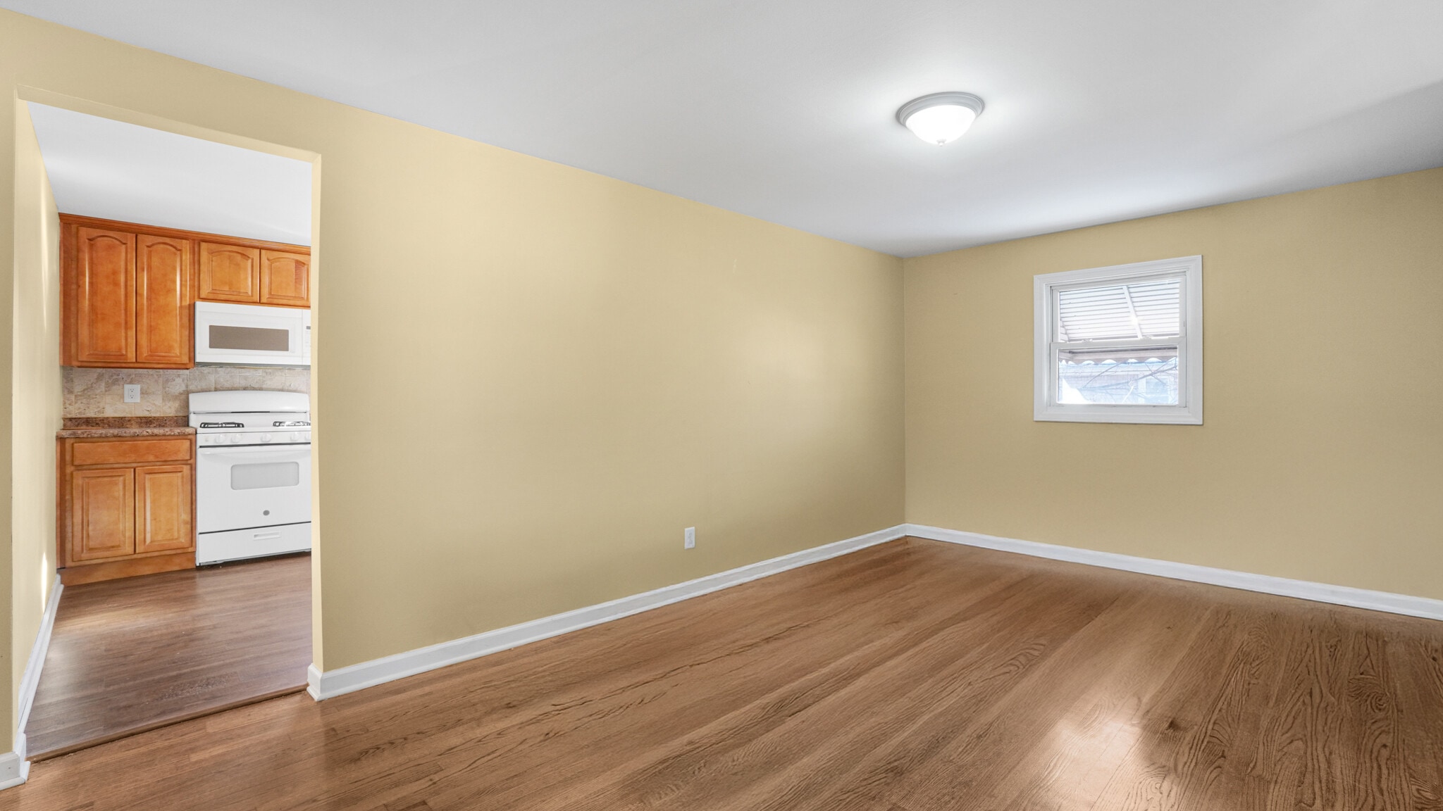 Building Photo - 727 Jaques Ave