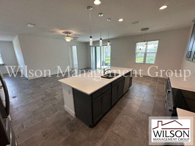 Building Photo - 484 Shadow Gorge Wy