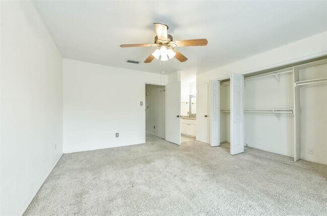 Building Photo - 5005 Georgi Ln