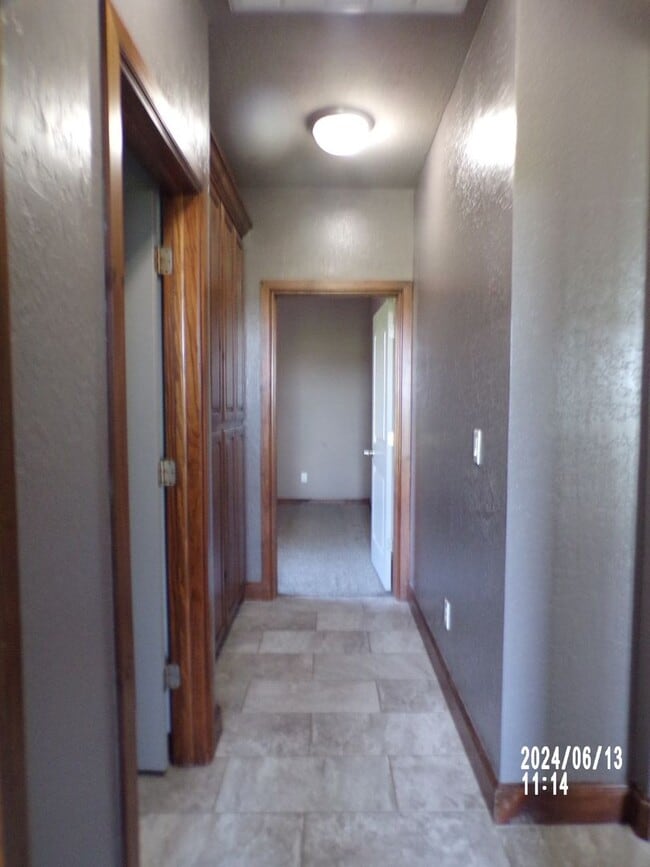 Building Photo - Great Eastside Home