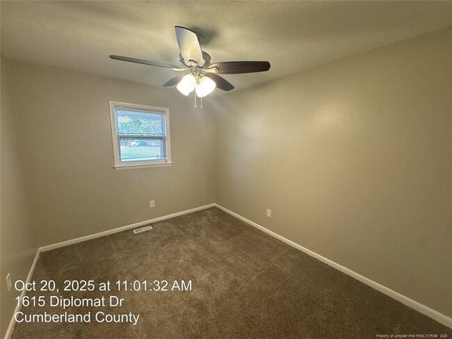 Building Photo - 1615 Diplomat Dr