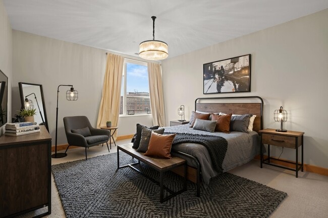 Building Photo - 1111 N Marshall St