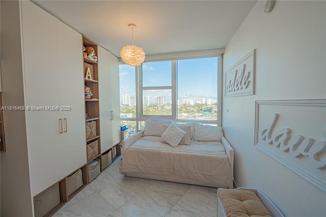 Building Photo - 18201 Collins Ave