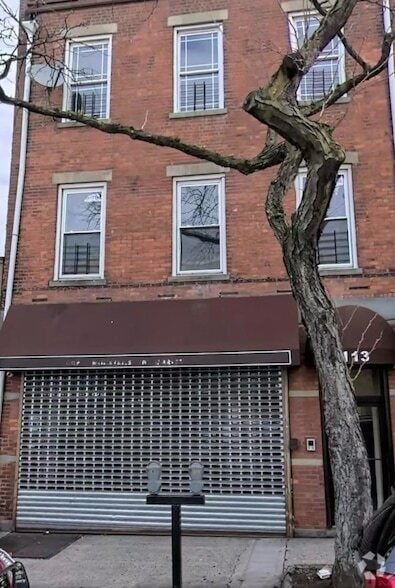 Building Photo - 113 S 4th Ave