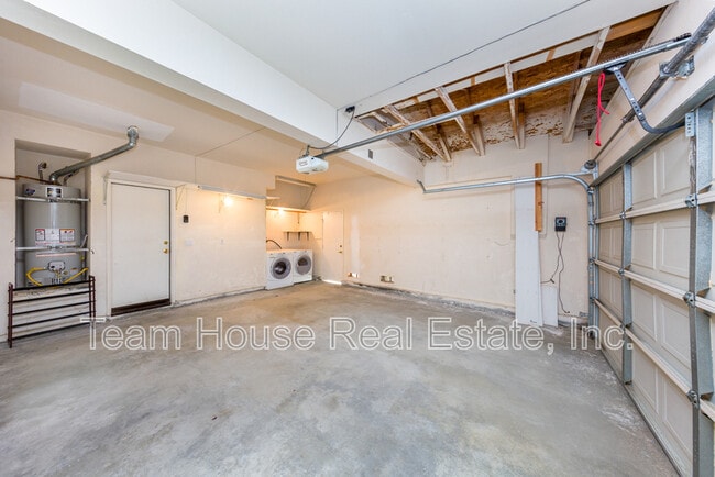 Building Photo - 25620 Wordsworth Ln