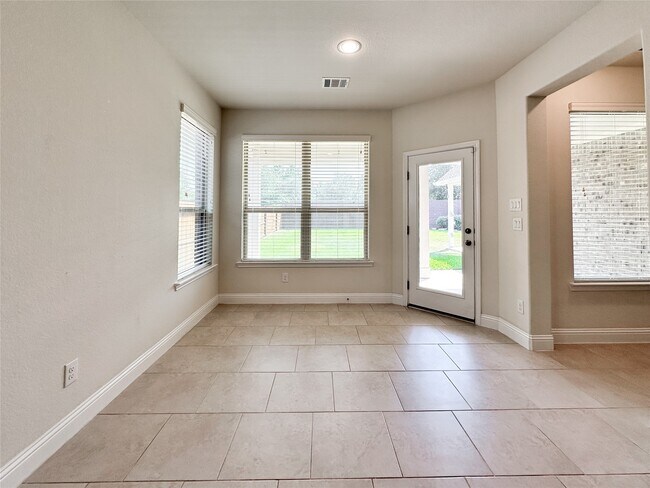 Building Photo - 6715 Chicoma St