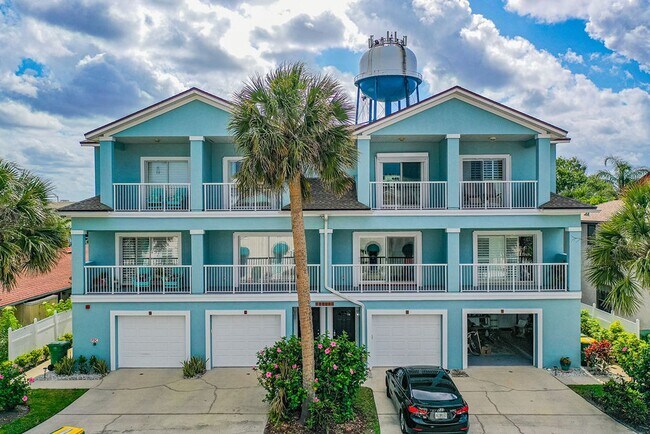 Building Photo - Feel the Ocean Breezes
