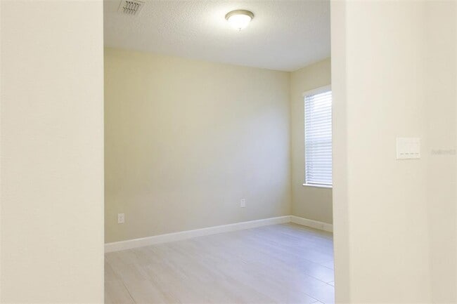 Building Photo - 16657 Shell Bay Dr