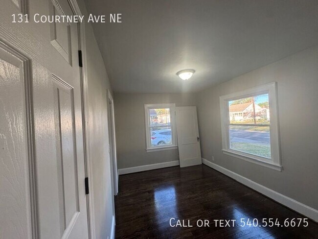 Building Photo - 131 Courtney Ave NE