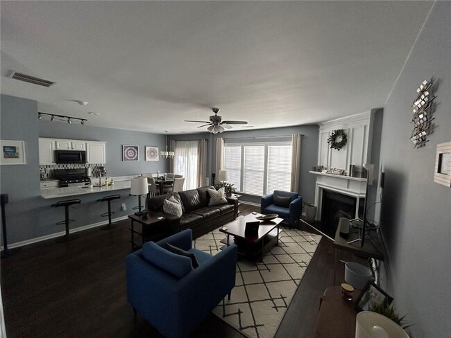 Building Photo - 13196 Marrywood Ct