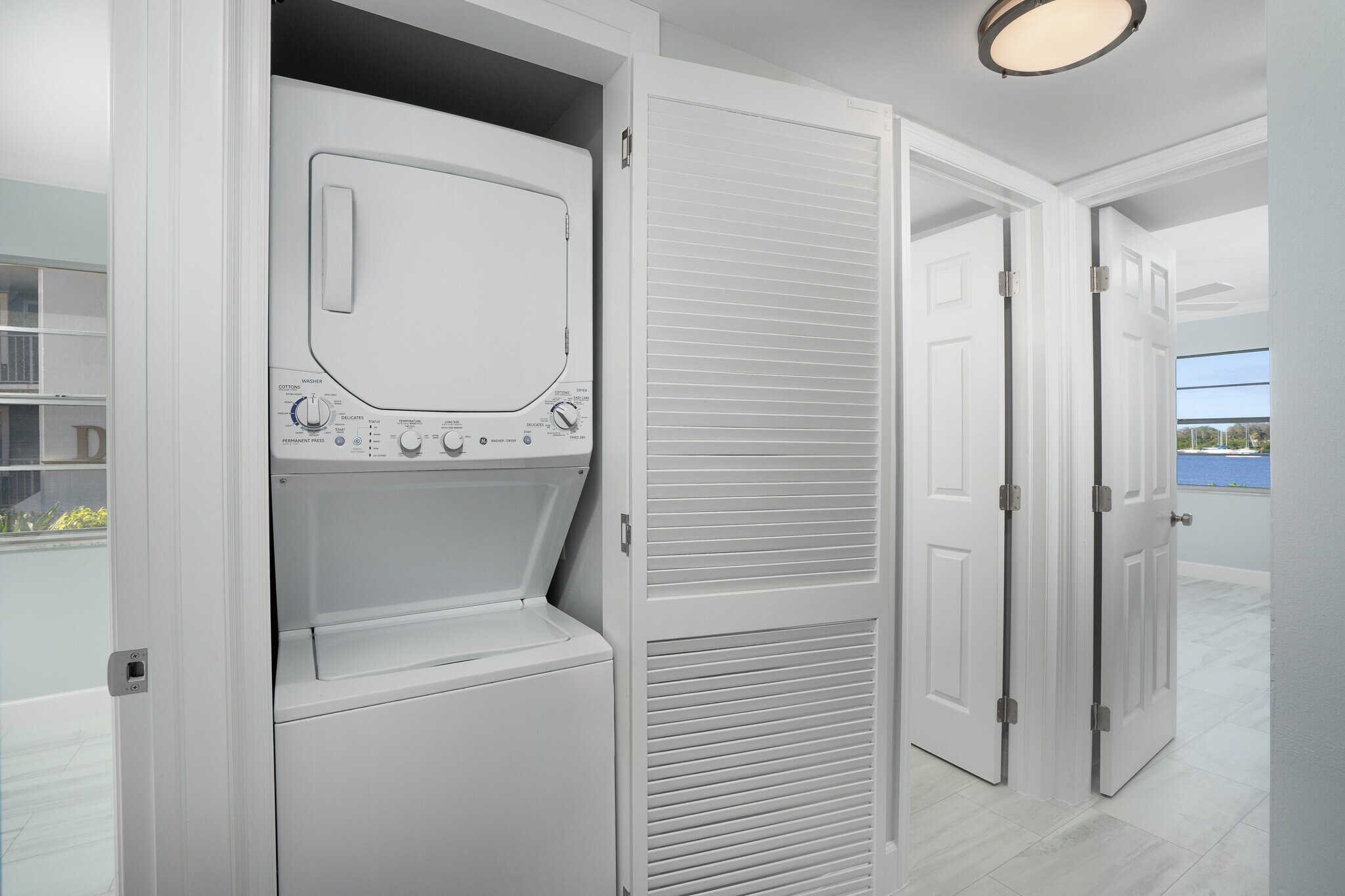 Building Photo - 1120 Little Neck Ct