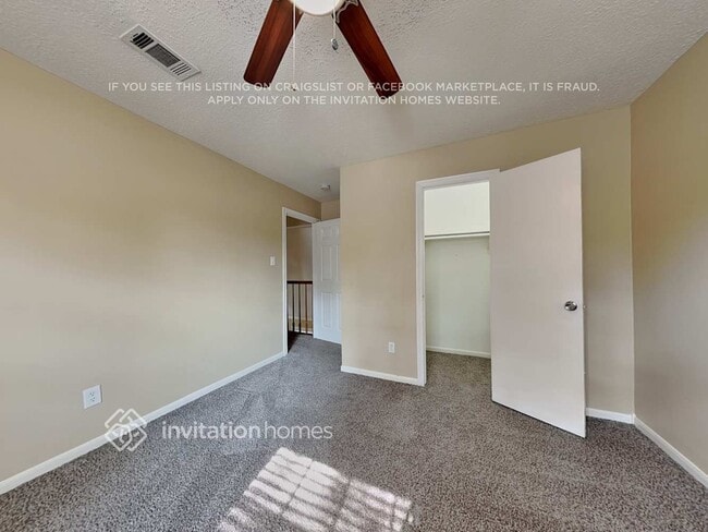 Building Photo - 4814 Wind Chimes Dr