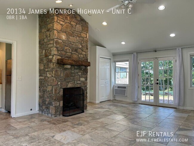 Building Photo - 20134 James Monroe Hwy