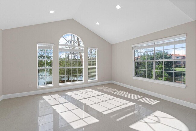 Building Photo - 1165 Crystal Way