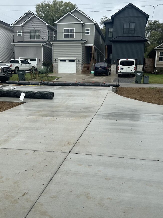 Building Photo - 4018 Cumberland Ave