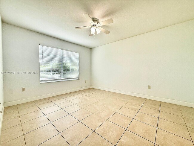Building Photo - 4171 San Marino Blvd