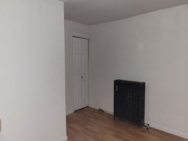 Building Photo - 5341 Hadfield St