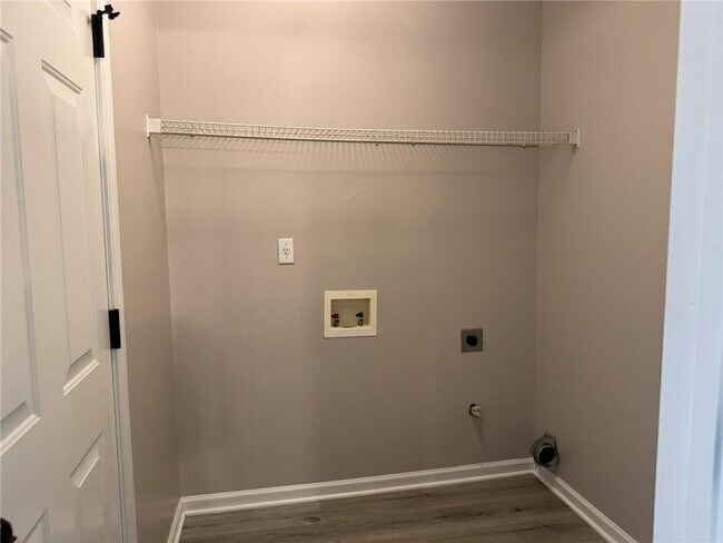 Building Photo - 7454 Woody Springs Dr
