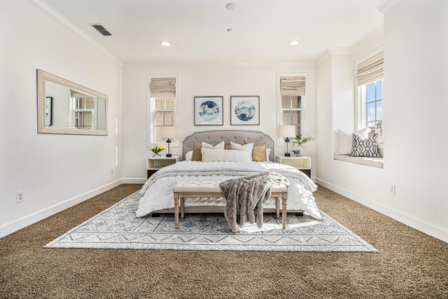 Building Photo - 203 Seacliff Way