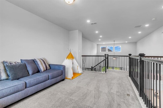 Building Photo - 9219 Trimble Lndg Dr