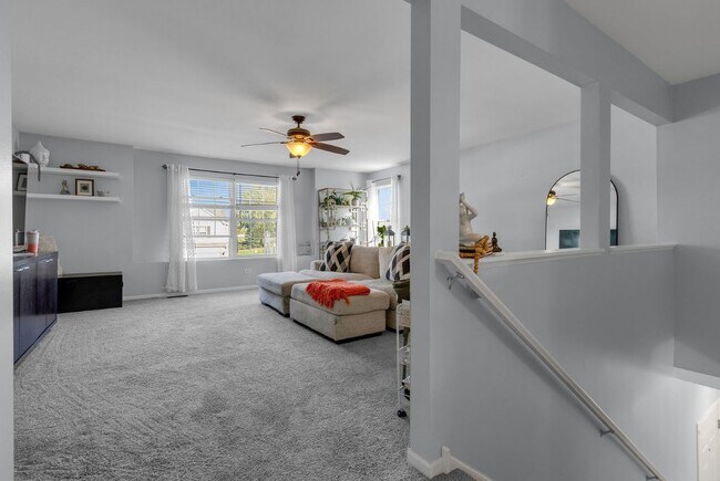 Building Photo - 1221 Courtland Cir