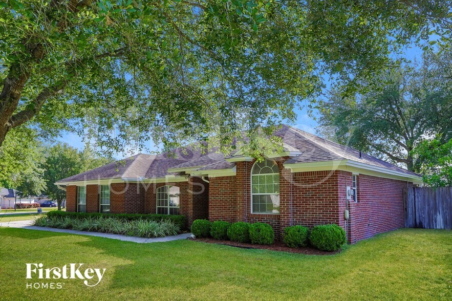 Building Photo - 2479 Moon Harbor Way