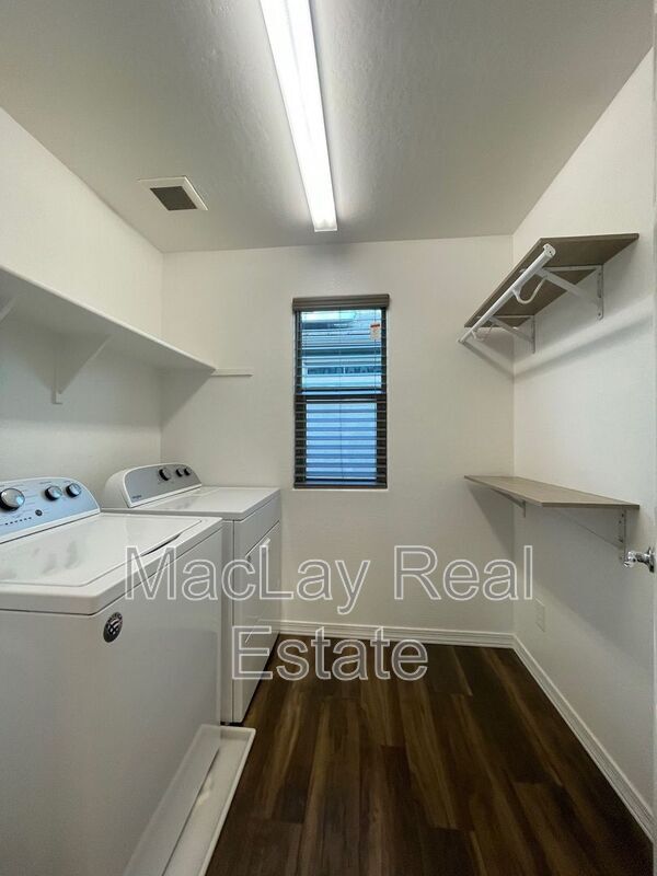 Building Photo - 1708 S 82nd Way