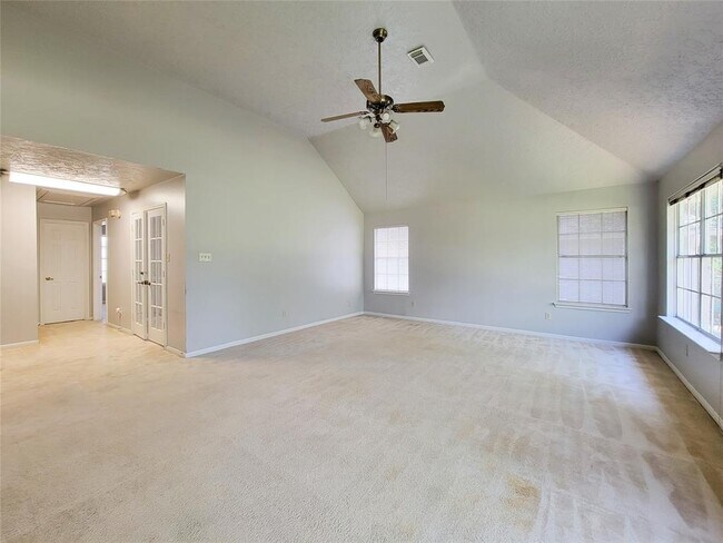 Building Photo - 8502 Canyon Pine Dr