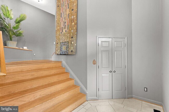 Building Photo - 19451 Youngs Cliff Rd