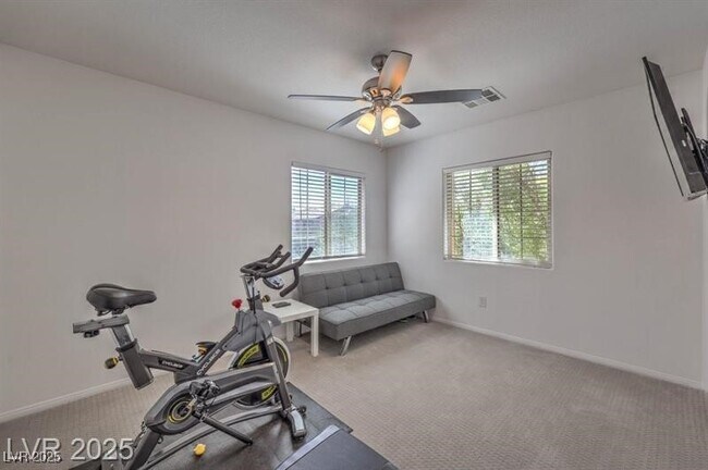 Building Photo - 10598 Cliff Lake St