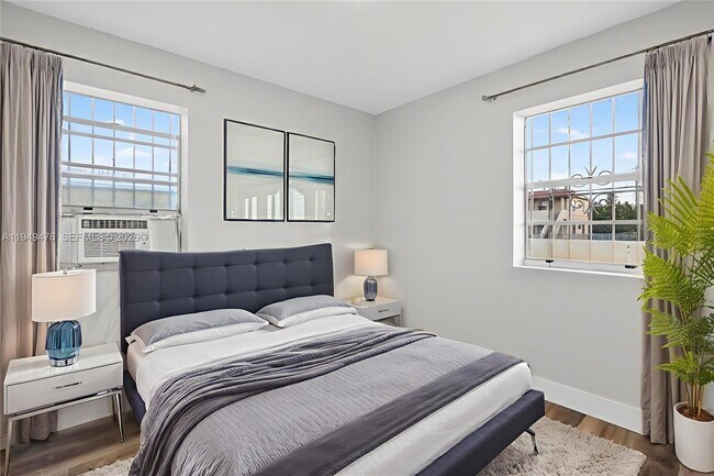 Building Photo - 4801 NW 33rd Ave