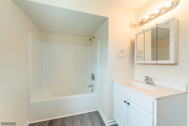 Building Photo - 21 Walsh St