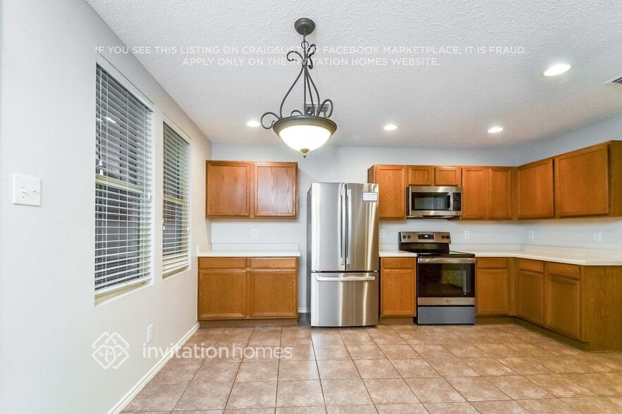 Building Photo - 3616 Lipizzan Dr