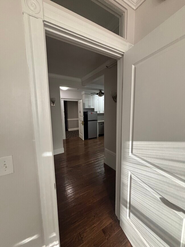 Building Photo - 91 Westland Ave