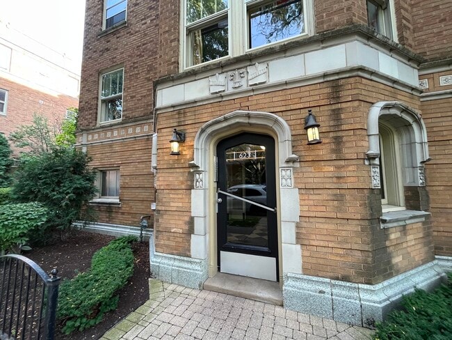 Building Photo - 623 Washington Blvd