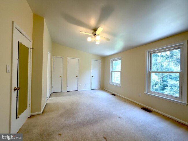 Building Photo - 10509 Smithy Ct