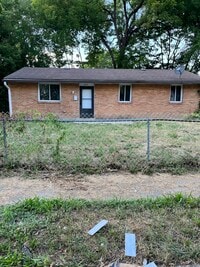 Building Photo - 4649 Forsythe Ave