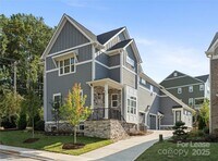 Building Photo - 805 Naples Dr