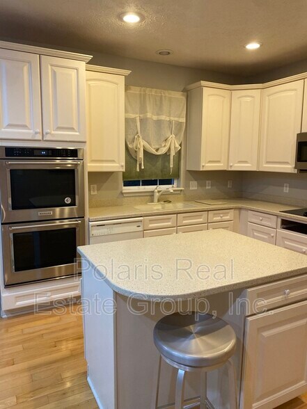 Building Photo - 11539 Reagan Dr