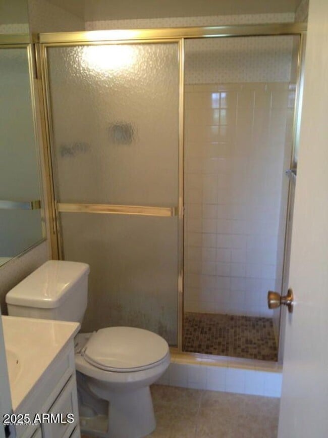 Building Photo - 2 Bedroom 2 Bath condo with ALL utilities included!