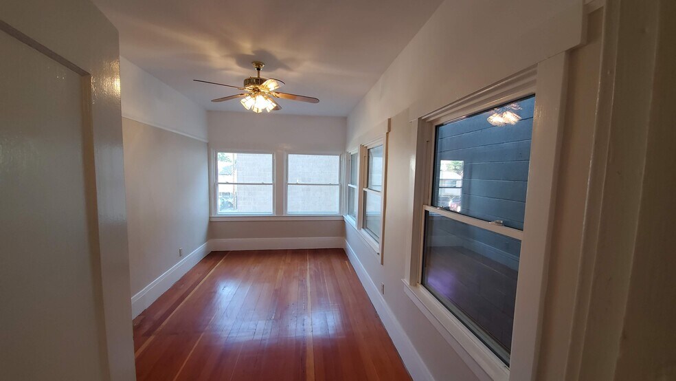 Building Photo - 2227 J St