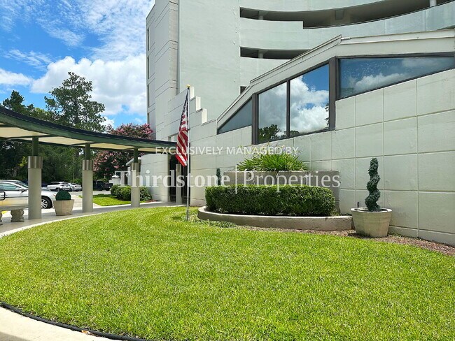 Building Photo - 1071 Edgewood Ave S