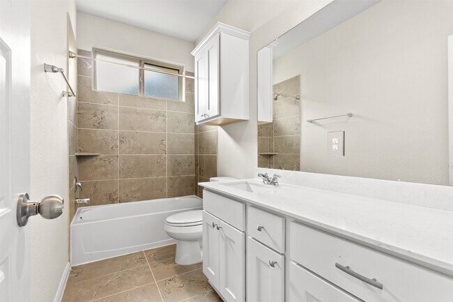 Building Photo - 25008 Calais New Ct