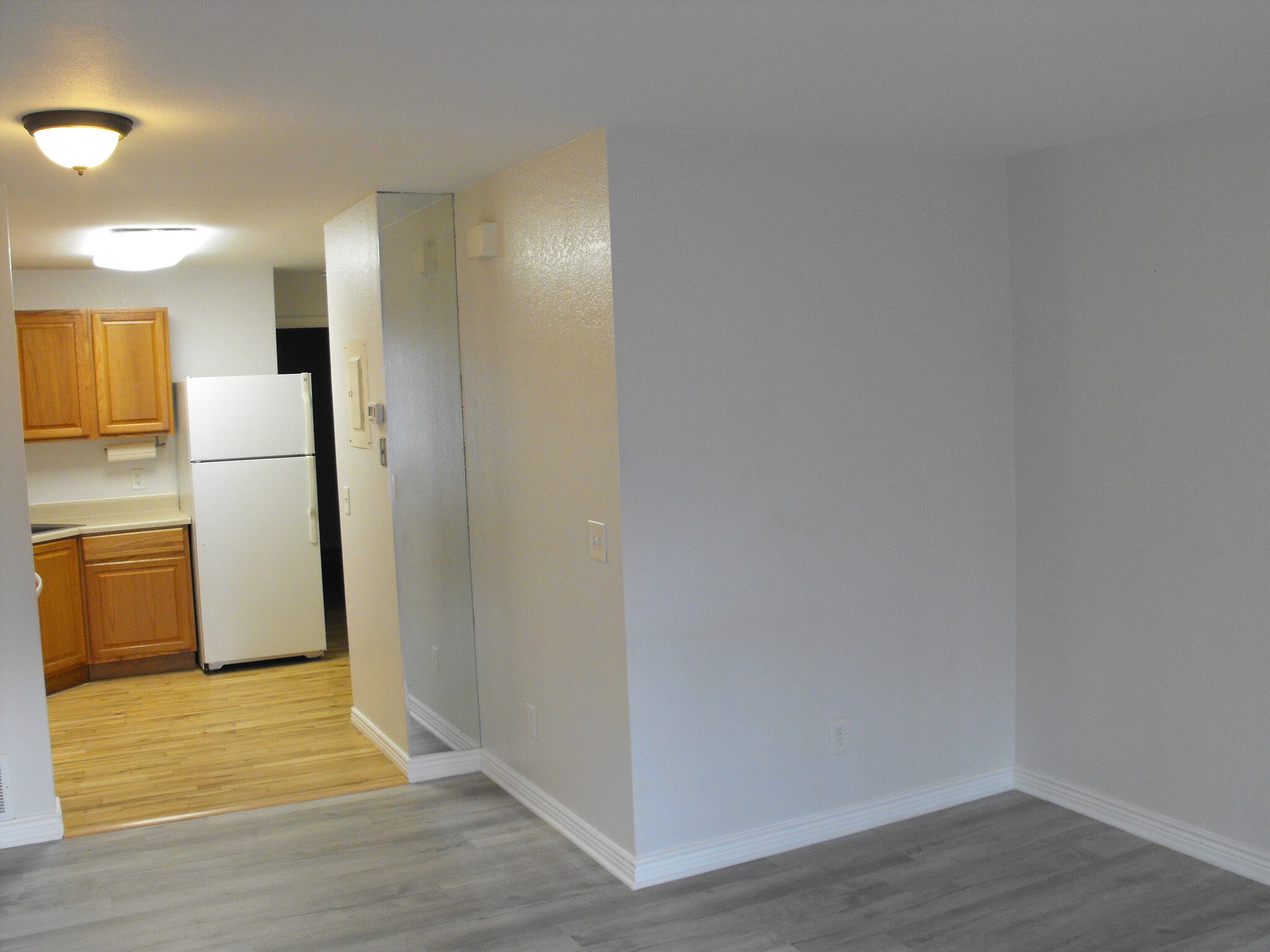 From living room through kitchen - 165 S Sable Blvd
