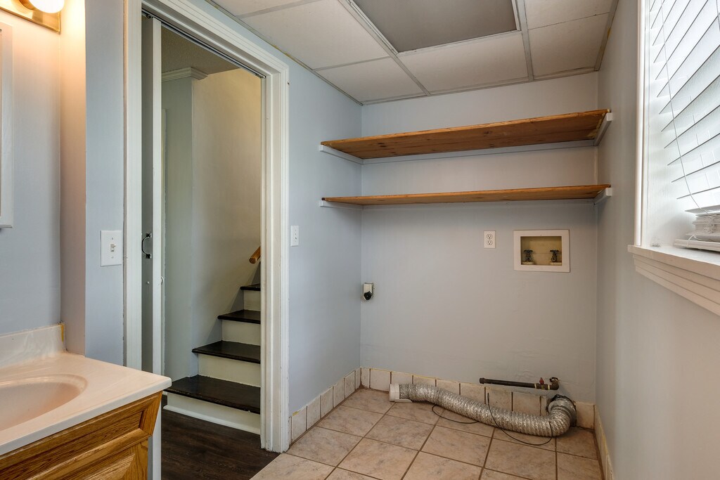 Building Photo - 133 Cline Ave