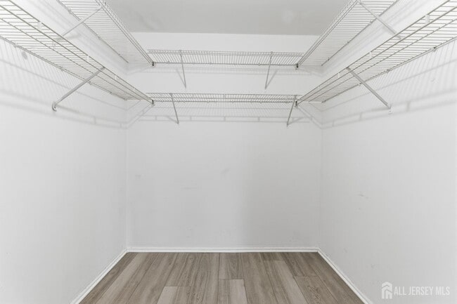 Building Photo - 405 Plymouth Rd