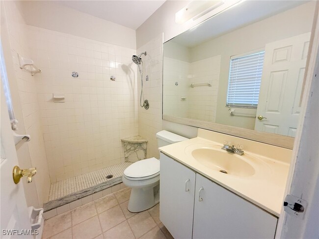 Building Photo - 4661 5th Ave SW