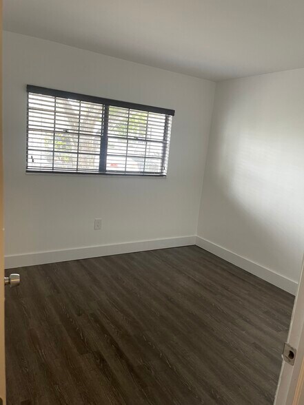 Building Photo - 19055 NW 62nd Ave